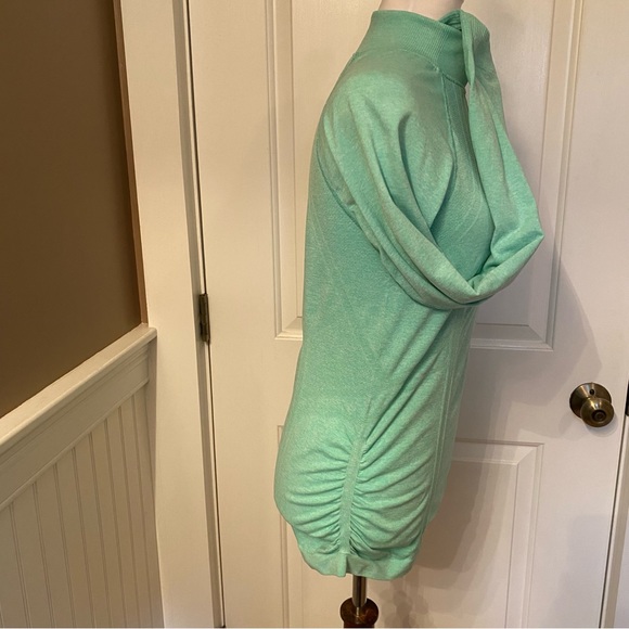 ATHLETA TOP 1/4 1/3 ZIP LONG SLEEVE PALE GREEN ACTIVE STRETCH HIGH NECK SIZE M - Picture 6 of 10